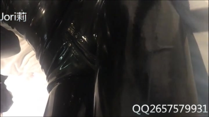 jori莉原创 恋物少女乳胶衣全包防毒MASK玩王者荣耀，要一起开黑吗？ Preview 3