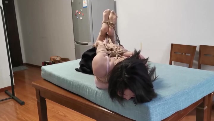 奥特曼 妹子灿灿直臂驷马放置绑到嚎啕大哭 Preview 4