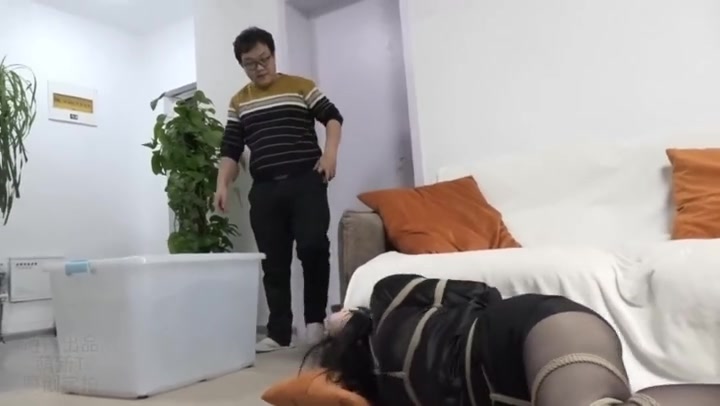 欠债小姐姐的噩梦 Preview 4
