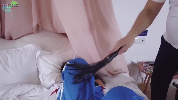 千凡传媒 18岁173完美s型身材的安安和男朋友的游戏 Preview 1