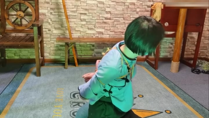 一绳所爱 女孩梦梦体验五花紧绑 Preview 4