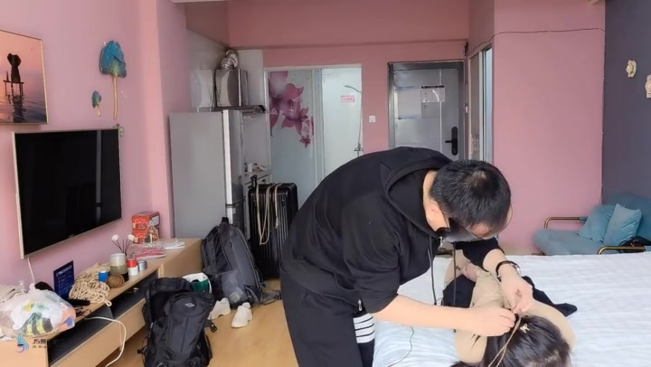 超紧直臂驷马 Preview 3