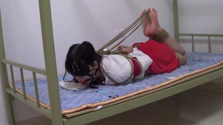 新月原创 汉服玉箫妹妹 马具口塞 蒙眼裸足驷马 口水直流 那原味的威力让我汗颜 Preview 2