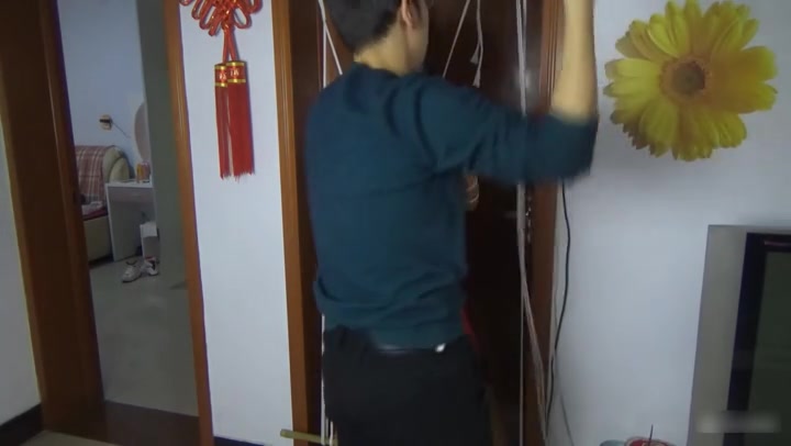 红色礼服五花后手勒颈吊 遮不住的风情万种 Preview 3