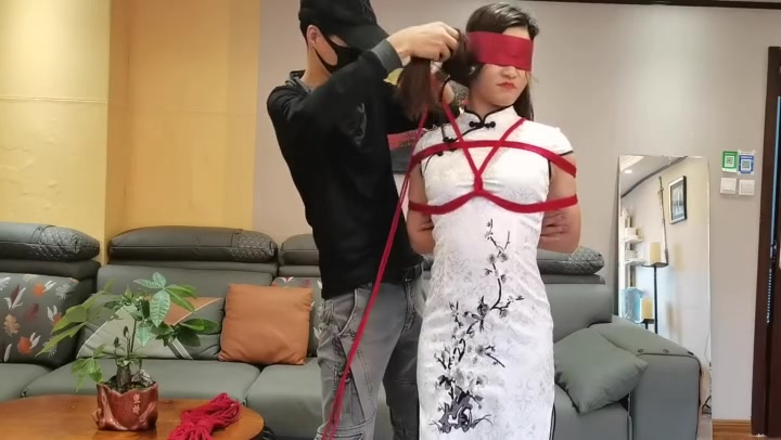 一绳所爱 白领洛儿慕名而来绳艺体验店，体验捆绑 Preview 1