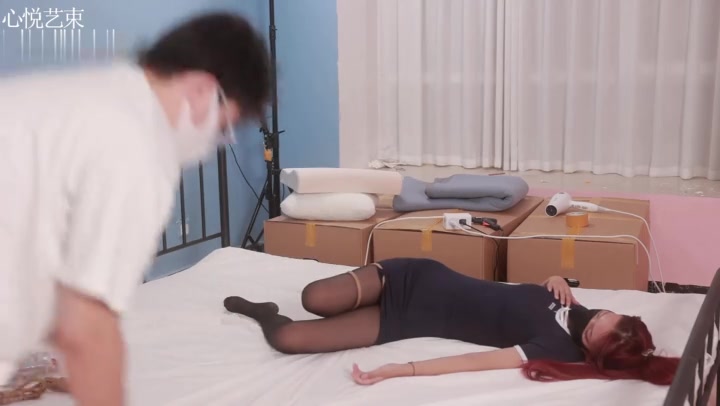心悦艺束 难得的欧式，并肘的欧式，真的好紧 Preview 1