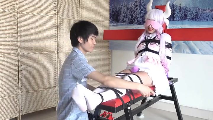 [网友原创] 【cosplay TK】 龙女仆康纳 白丝老虎凳 TK大战 Preview 2