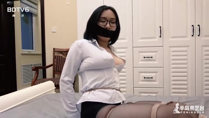 半岛束艺 伊莱娜自缚自嗨的可预见性后果 Preview 1