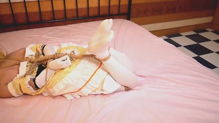 [网友原创] 莉雅的紧缚实验_菲鲁特 cosplay 日式驷马紧缚实验 Preview 1