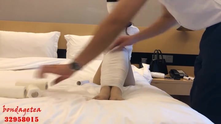 绳精病 作茧 超紧体验妹子直呼受不了 献给绷带爱好者 Preview 2