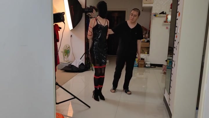雅熙黑色皮衣. Preview 3