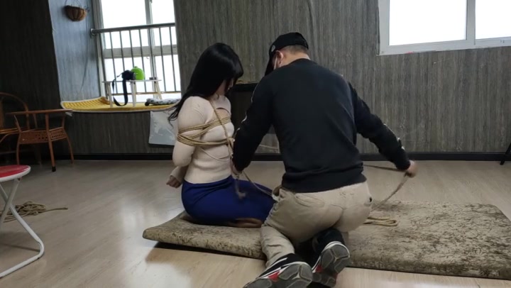 琛白毛衣 Preview 4