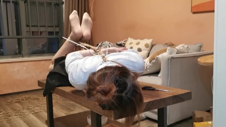 奥特曼 超爱的玥妍JK日式驷马长时间放置 Preview 2
