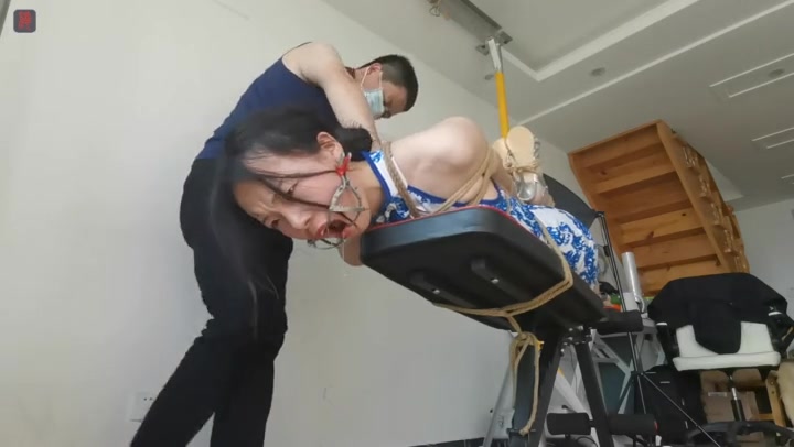 绳之韵 小软试镜（第三集）口水妞的驷马紧缚、开口器口水收集专辑 Preview 3