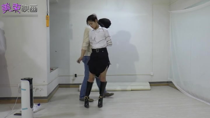 美束映画_佩佩 镣铐与五花 Preview 4