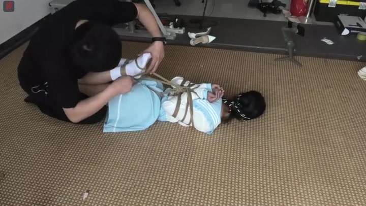 绳之韵 软萌新人小甜甜试镜：JK、白袜，口球、后观音、股绳、连头驷马，TK、鞭打 Preview 3