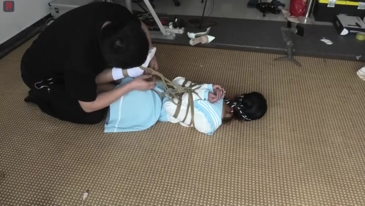 绳之韵 软萌新人小甜甜试镜：JK、白袜，口球、后观音、股绳、连头驷马，TK、鞭打 Preview 4
