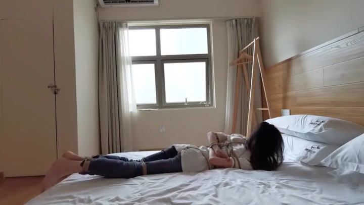 奥特曼 莞尔 龟甲缚 Preview 4