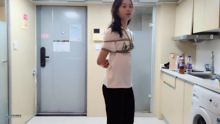 舞蹈生妹子首次体验日式捆绑 Preview 2
