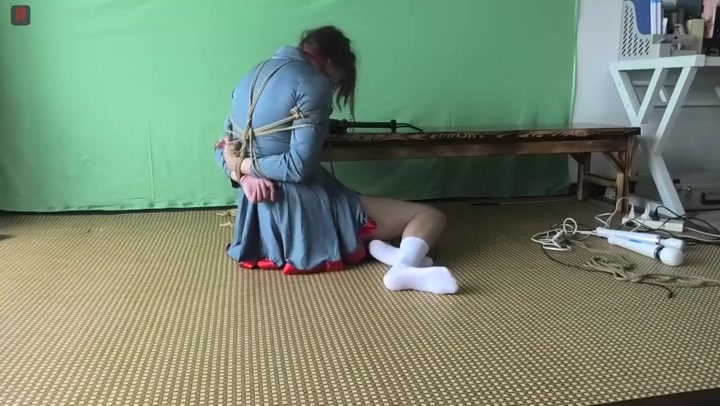 绳之韵 180“巨大”晴晴，怀旧军服，白袜TK、捆绑亵玩嬉戏、自救脱缚小游戏 Preview 2