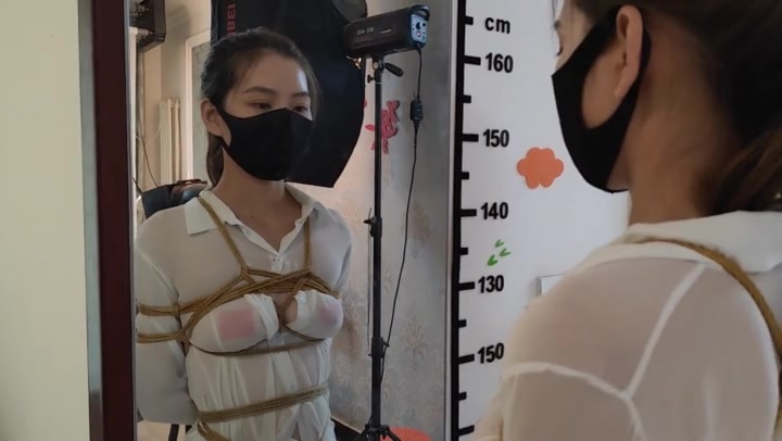 随心原创 艾琳透明白衬衣 紧缚 交叉绑腿 艰难的行走 Preview 2
