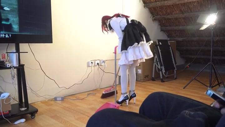 魔法摄影工坊 被监禁的女仆7 拘束架惩罚 模特小翼. Preview 1