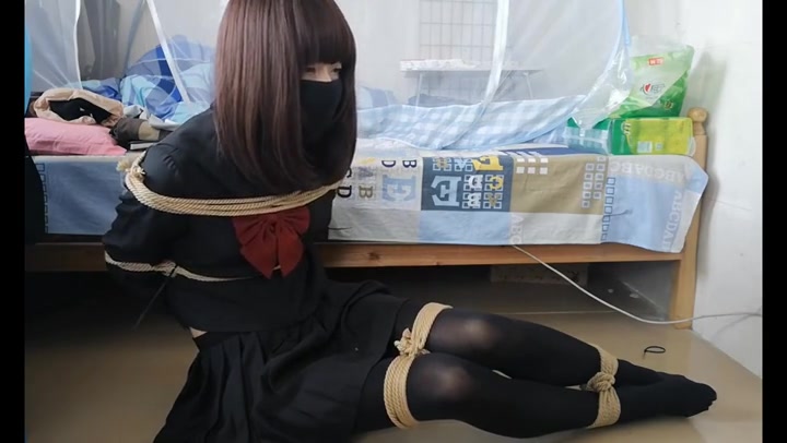 网友原创_水手服自缚放置play Preview 2