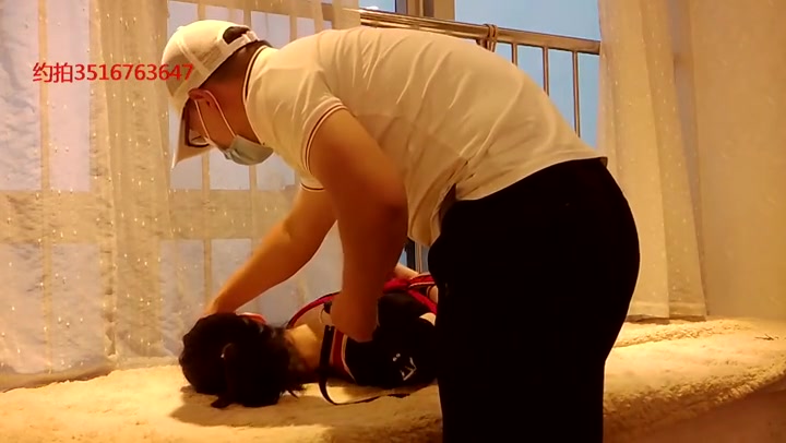 江山原创 同一个地方绑同一对母女， 在女儿的面前给母亲滴蜡还要问女儿是否想体验给母亲滴蜡，得到了无数的白眼 Preview 3