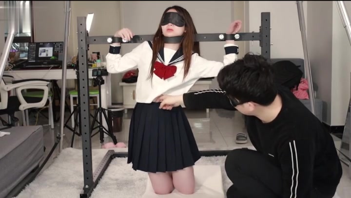 心悦艺束 00后小美女筱筱JK固定架TK强制 Preview 1
