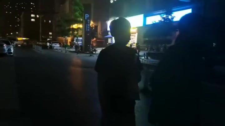 一绳所爱 优优捆绑逛街，逛超市，买水果，大街上毫无惧色 Preview 2