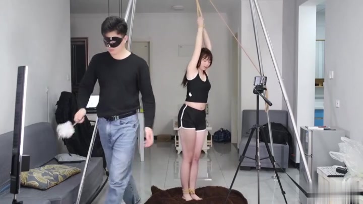 心悦艺束 筱筱吊手踮脚TK虐足，足控建议不要错过咯 Preview 2