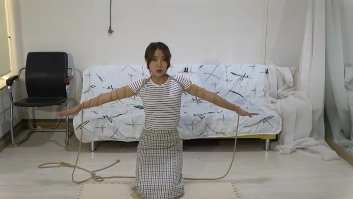 美束映画 定拍小丁反扭，抓捕，扎带押解，反铐，五花大绑，驷马挣扎等等 Preview 1