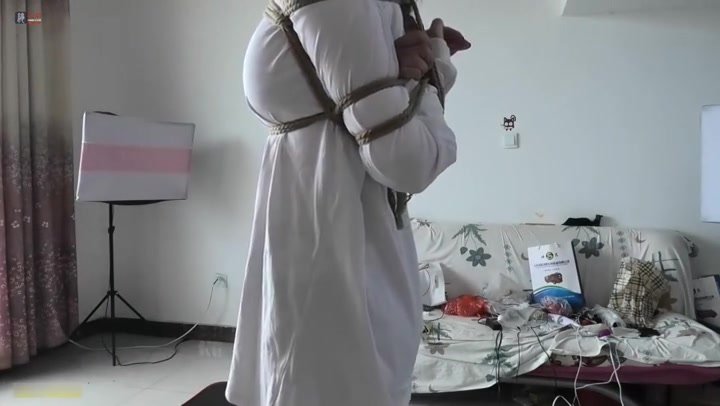 绳之韵_长腿新人梓若试镜第一集 股绳紧缚 驷马 Preview 3