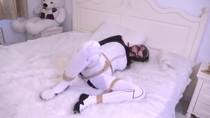 cosplay 紧身拘束衣开腿棍鼻钩拘束实验 拘束衣单手套，分腿棍，鼻钩口球，应有尽有 Preview 1
