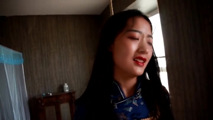 ANB001 刑讯琪琪，吊起来踮脚尖，痛苦不堪 Preview 3