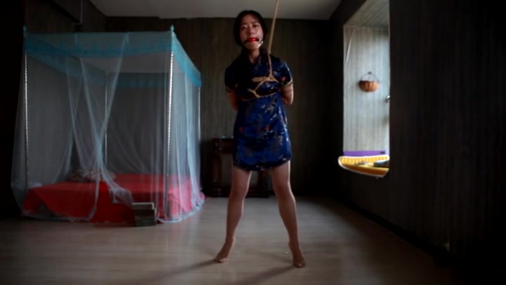 ANB001 刑讯琪琪，吊起来踮脚尖，痛苦不堪 Preview 4