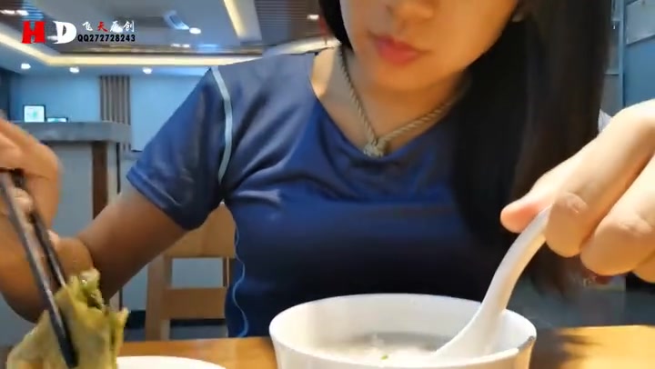 【HD飞天】云儿作品，繁华大道行走，逛超市、吃夜宵... Preview 2
