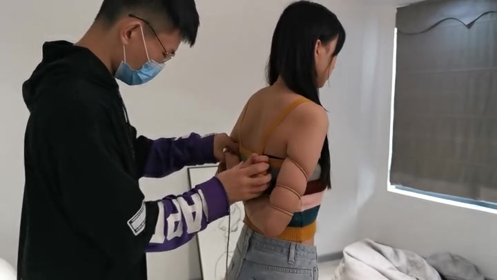 奥特曼 佛系拍摄之美术生绒绒 Preview 1
