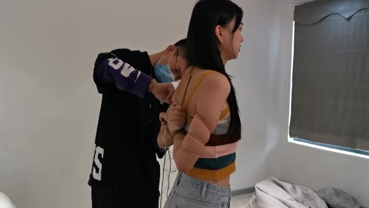 奥特曼 佛系拍摄之美术生绒绒 Preview 3