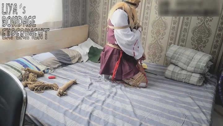 [网友原创] 【莉雅的自缚之作】诹访子(青蛙子) cosplay 日式折腿股绳 Preview 2