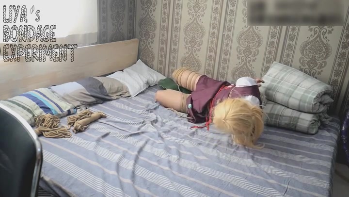 [网友原创] 【莉雅的自缚之作】诹访子(青蛙子) cosplay 日式折腿股绳 Preview 4