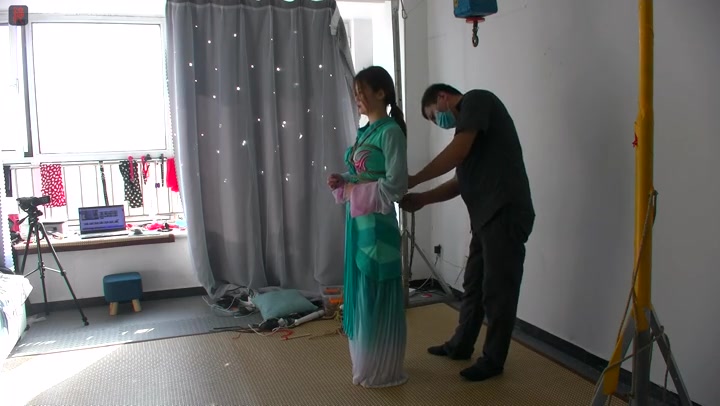 绳之韵 赤脚跳舞的小九妹（上集）绳捆索绑的水袖舞及传统水袖舞服的另类捆绑功能 Preview 1