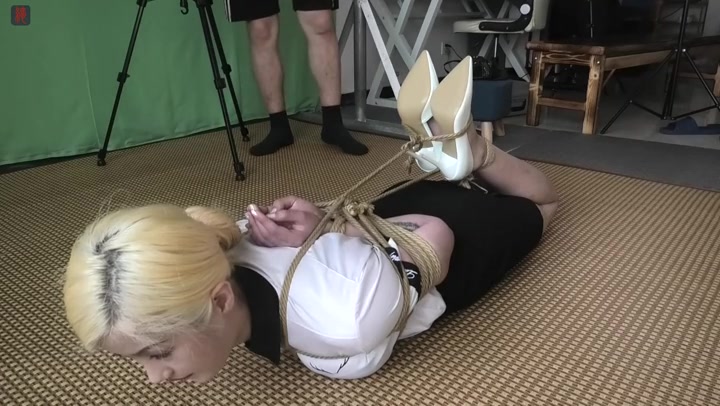 绳之韵 美少女羽灵试镜（下集）极限后观音驷马捆绑放置，脱鞋玩脚，TK，耐力测试 Preview 1