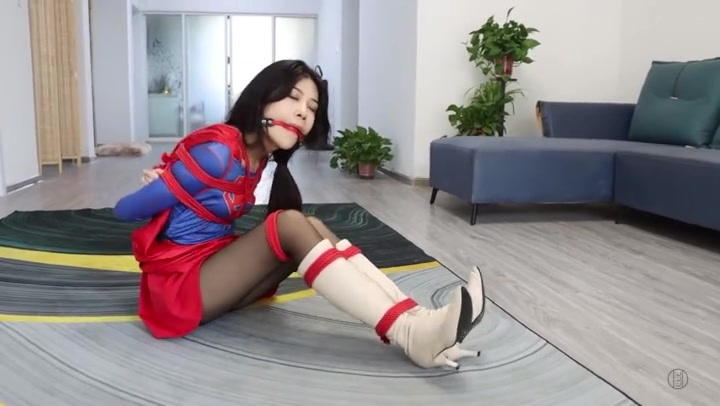 得意客 定拍米娅女超人捆绑挣扎 Preview 2