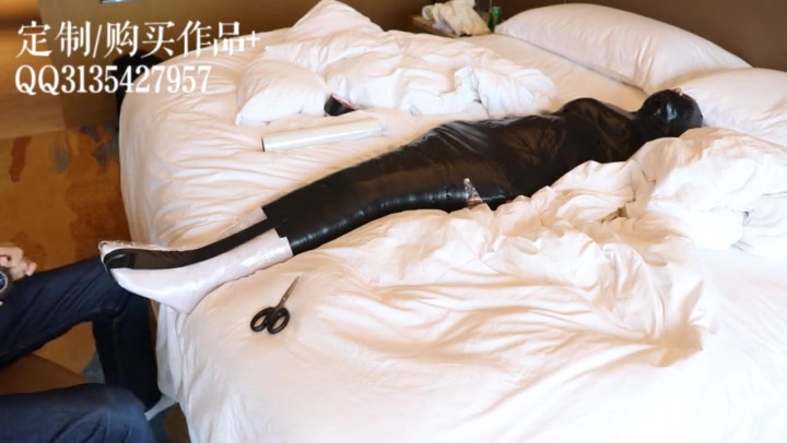 咕咕精 超绝望！茶茶胶带木乃伊全包7小时拘束放置体验 情绪崩溃到哭，拼命挣扎 Preview 1