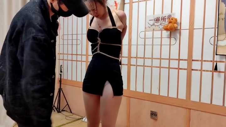 一绳所爱 紫涵鸡翅膀欧式极限紧缚 Preview 1