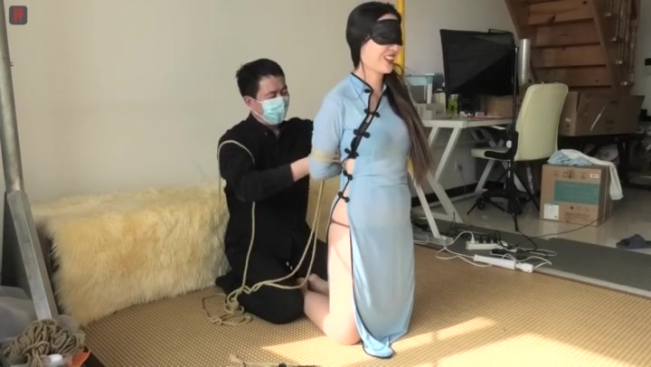 绳之韵 丰乳肥臀俏少妇子曼试镜 丁字裤、肉丝、透明旗袍，一步到位的重口试镜 Preview 1
