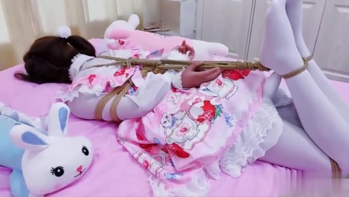 嗷大喵 萝莉遇险记（第十三集） Preview 3