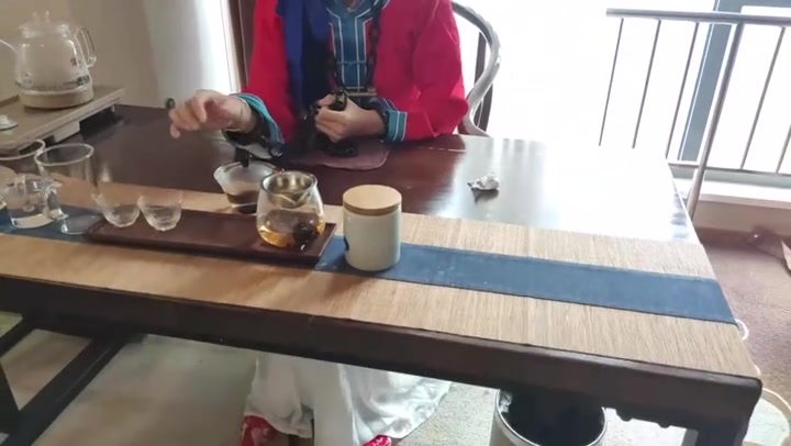 夜未央 我的私人女囚之遭遇古典（上集）欺凌红衣女囚 红罪衣 大木枷 手脚镣铐 皮鞭藤条 Preview 1