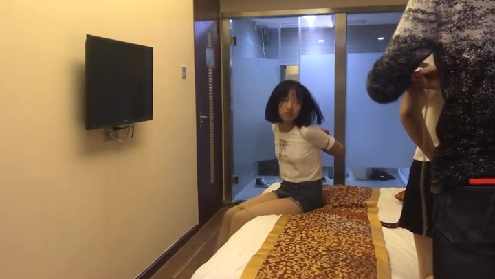 两个小学妹捆绑嬉闹 Preview 4